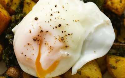 Curried Potato, Kale and Onion Hash
